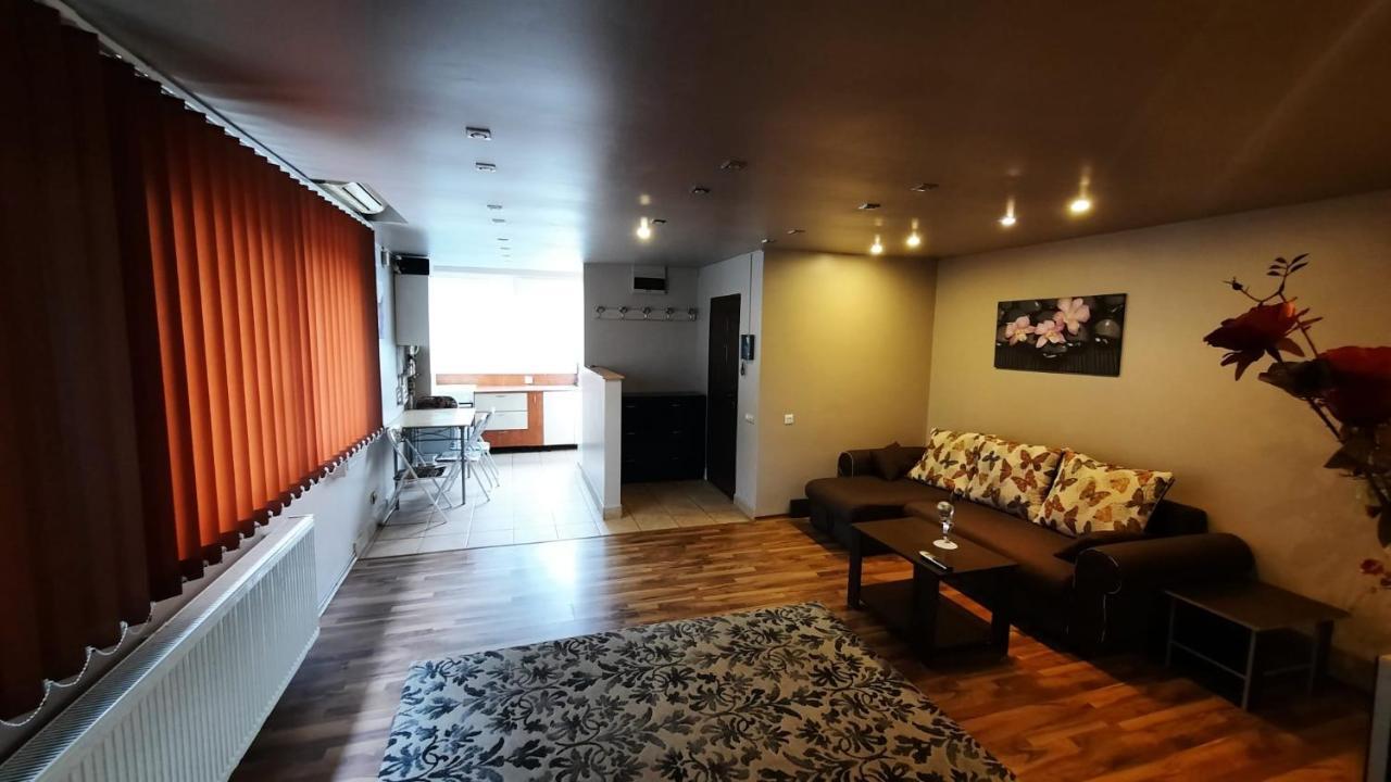 בוקרשט Apartament Laurentiu - Etaj.1 מראה חיצוני תמונה